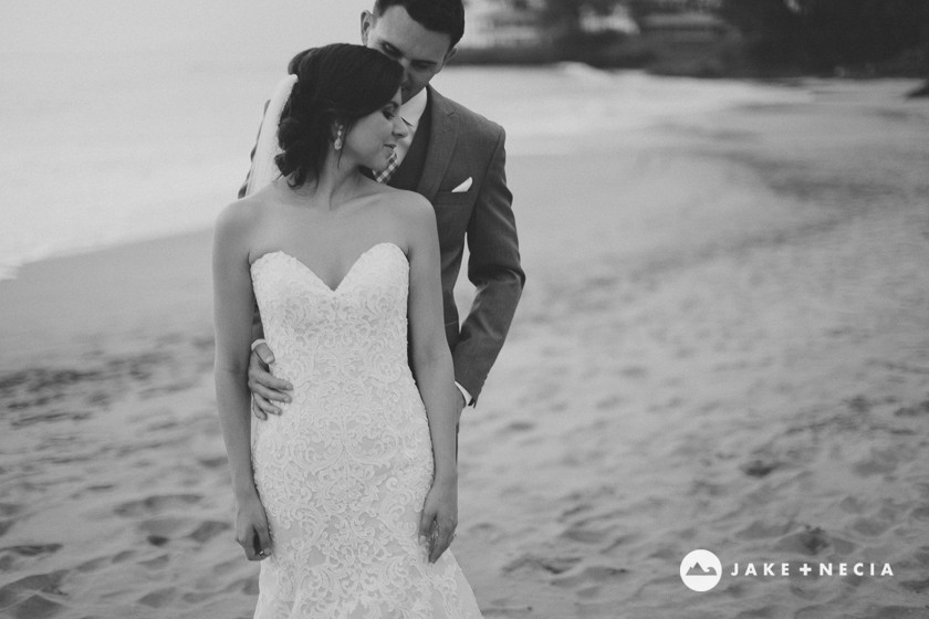 Jake and Necia Photography | Maui Wedding at Gannon's (5)