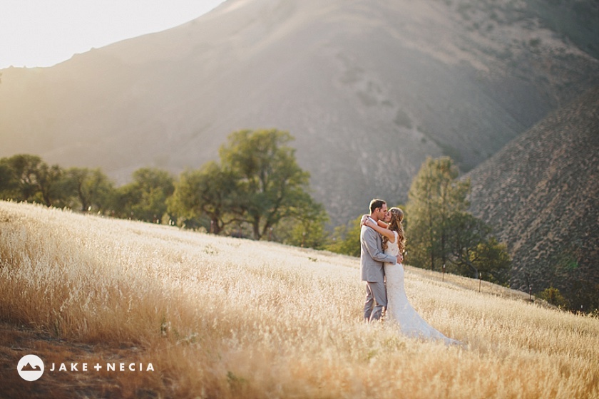 Figueroa Moutain Farmhouse Wedding | Jake and Necia (8)