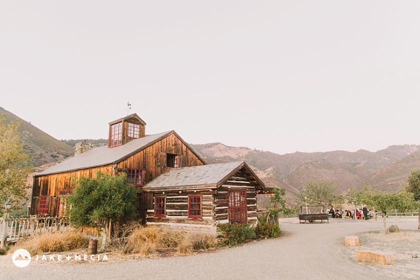 Figueroa Mountain Farmhouse wedding by Jake and Necia Photography (15)